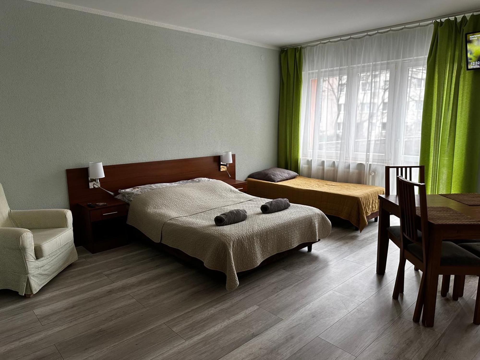 Kompleks Apartament-Serwis Краков Экстерьер фото