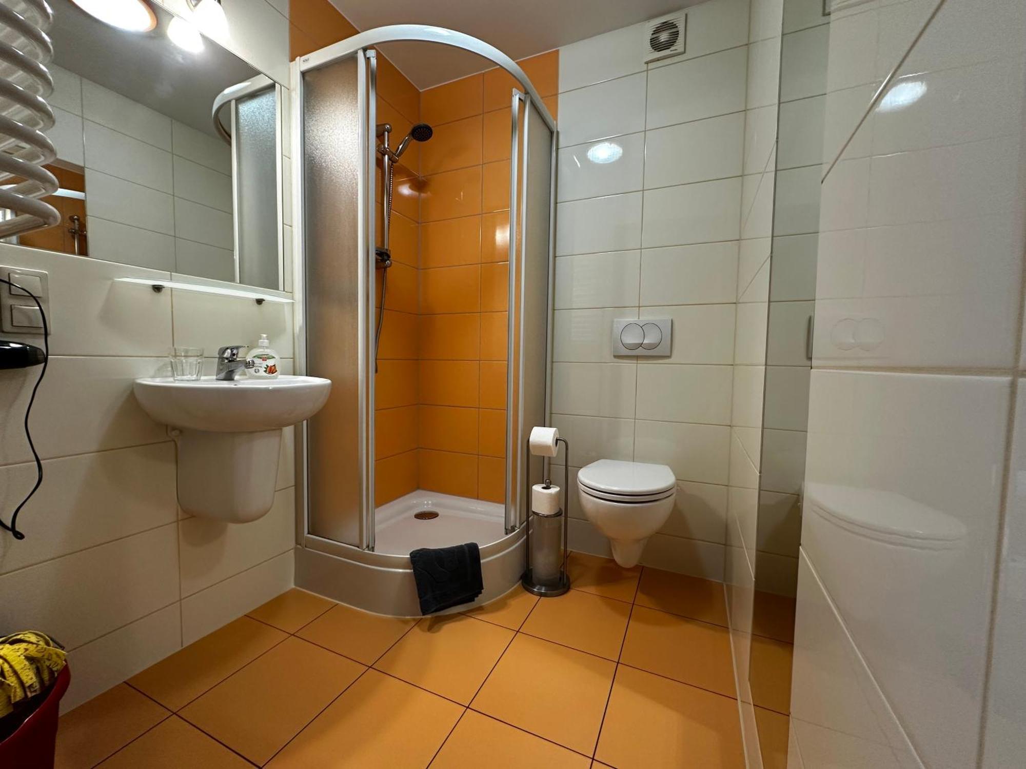 Kompleks Apartament-Serwis Краков Экстерьер фото