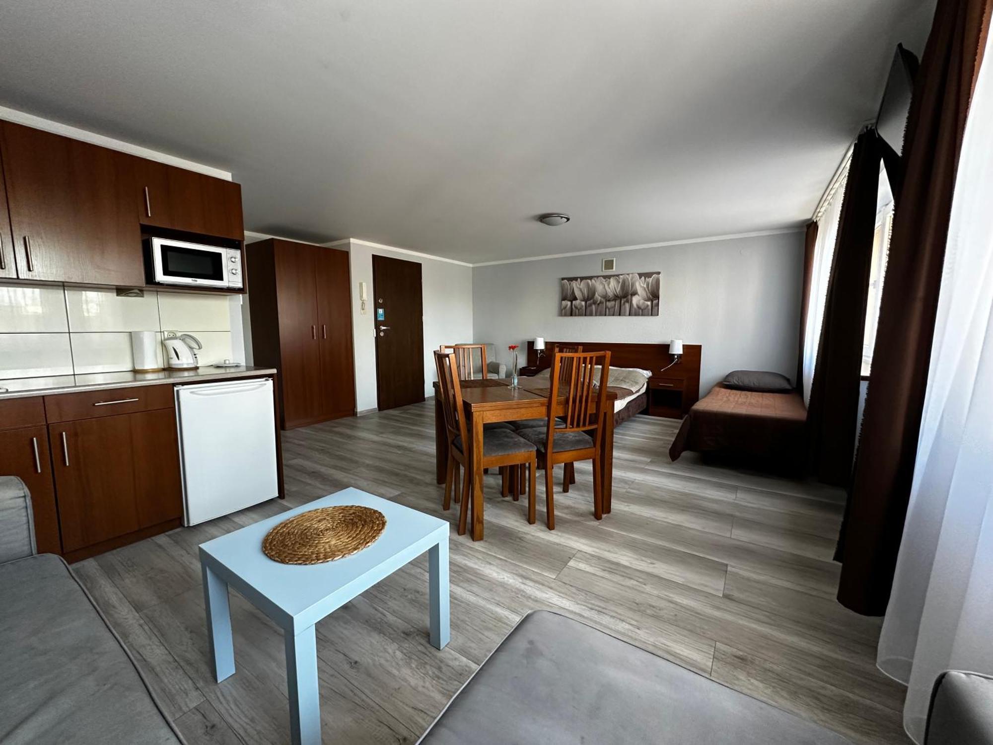 Kompleks Apartament-Serwis Краков Экстерьер фото